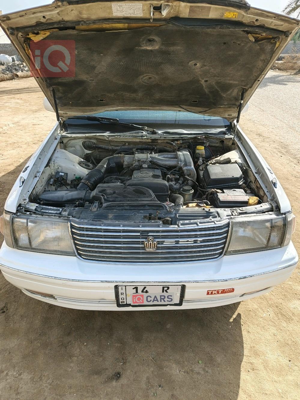 تۆیۆتا کراون